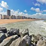 아파트 On Seafront Near Casino *