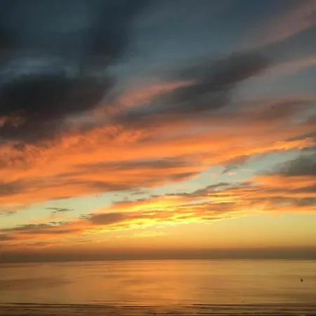 Appartement On Seafront Near Casino