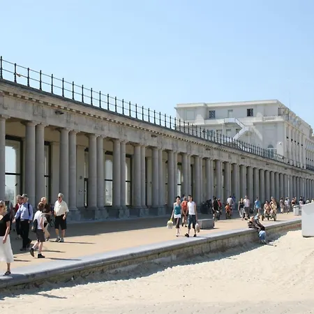 Apartament On Seafront Near Casino Ostenda