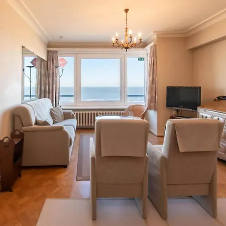 Apartament On Seafront Near Casino
